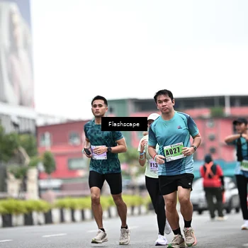 Runner Photo 8946261