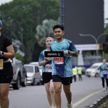 Runner Photo 8946364