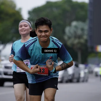 Runner Photo 8946412