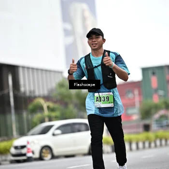Runner Photo 8946421