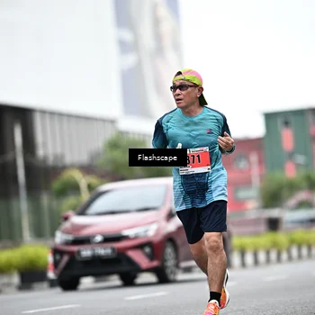 Runner Photo 8946550