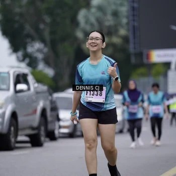 Runner Photo 8946564