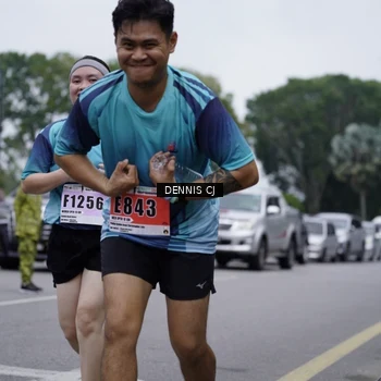Runner Photo 8946585