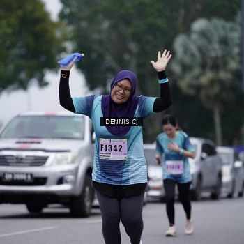 Runner Photo 8946624