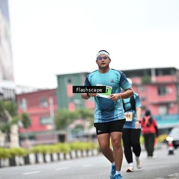 Runner Photo 8946629