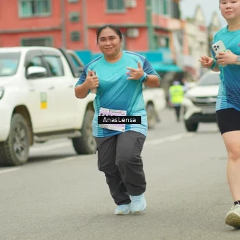 Runner Photo 8946653