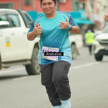 Runner Photo 8946664
