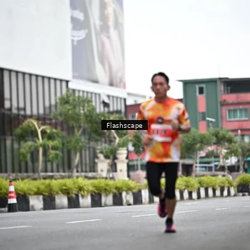 Runner Photo 8946741