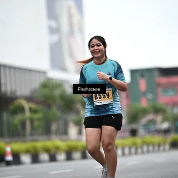 Runner Photo 8946851