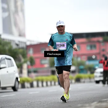 Runner Photo 8946893
