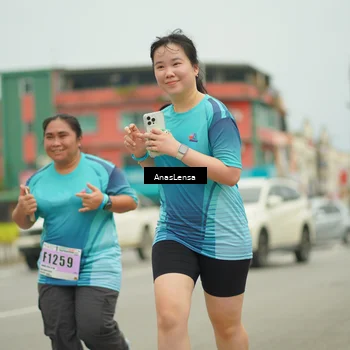 Runner Photo 8947002