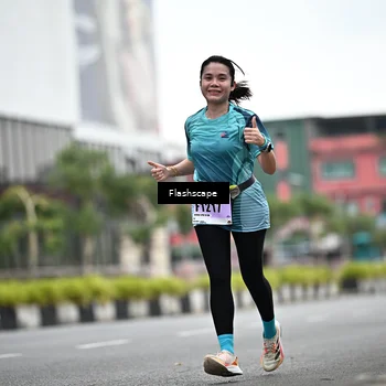 Runner Photo 8947033