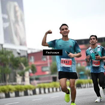 Runner Photo 8947166