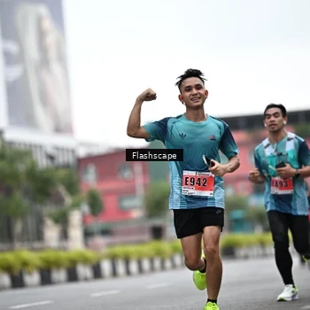 Runner Photo 8947185
