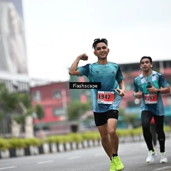 Runner Photo 8947225