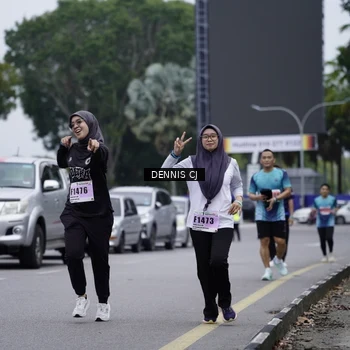 Runner Photo 8947298
