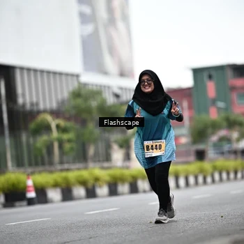 Runner Photo 8947317