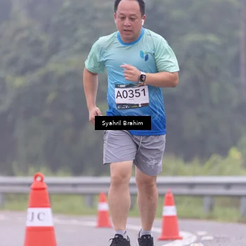 Runner Photo 8947342