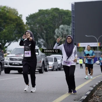 Runner Photo 8947343