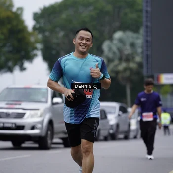 Runner Photo 8947349