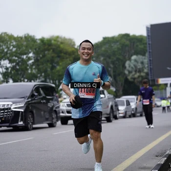 Runner Photo 8947369