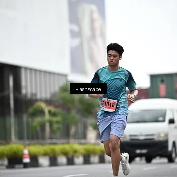 Runner Photo 8947393