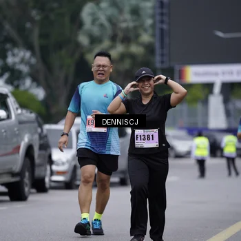 Runner Photo 8947495
