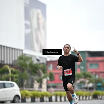 Runner Photo 8947545