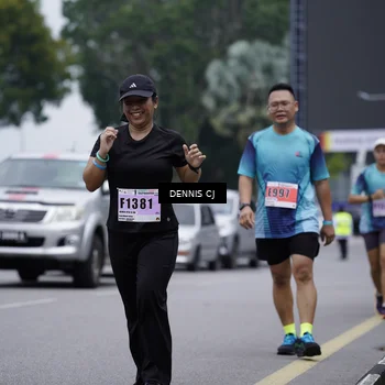 Runner Photo 8947555