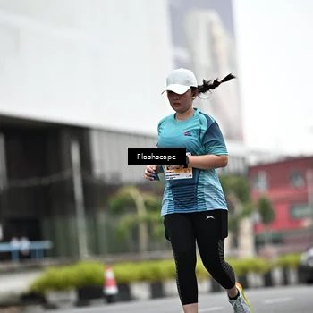 Runner Photo 8947672