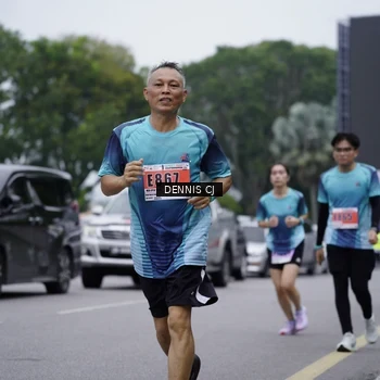 Runner Photo 8947773