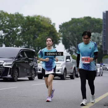 Runner Photo 8947791