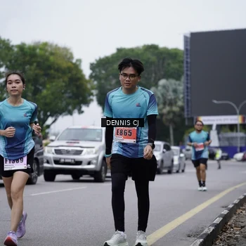 Runner Photo 8947801