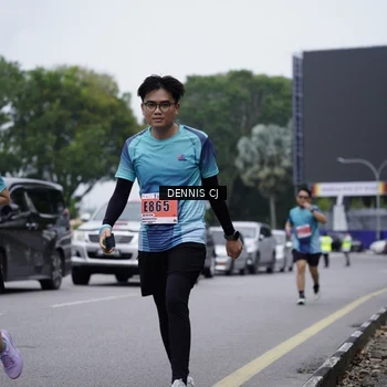 Runner Photo 8947823