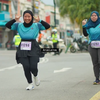 Runner Photo 8947863