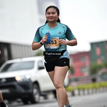 Runner Photo 8947916