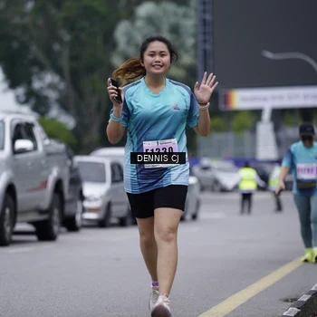 Runner Photo 8947933