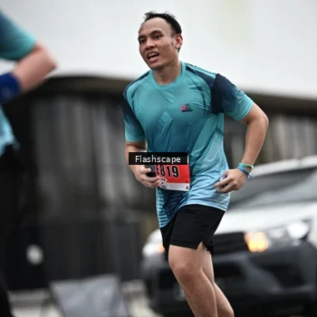 Runner Photo 8947938