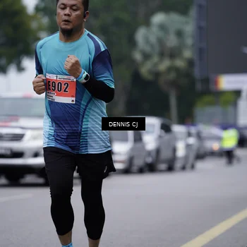 Runner Photo 8948052