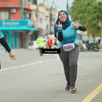 Runner Photo 8948073