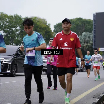 Runner Photo 8948258