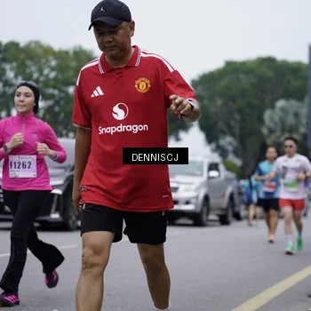 Runner Photo 8948272
