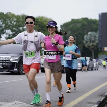 Runner Photo 8948357