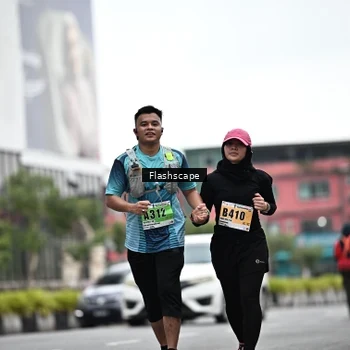 Runner Photo 8948358