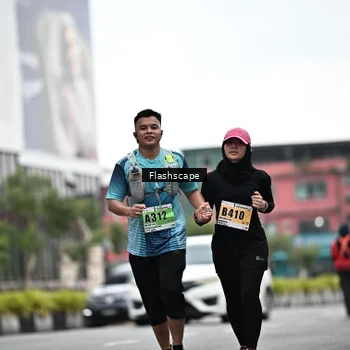 Runner Photo 8948372