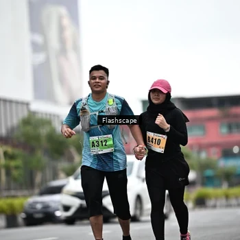 Runner Photo 8948377