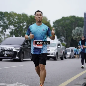 Runner Photo 8948435