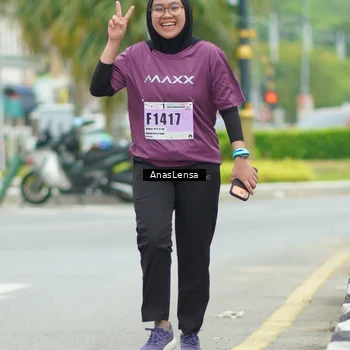 Runner Photo 8948458
