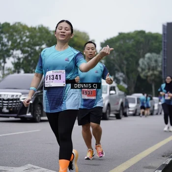 Runner Photo 8948459