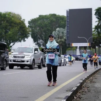 Runner Photo 8948545